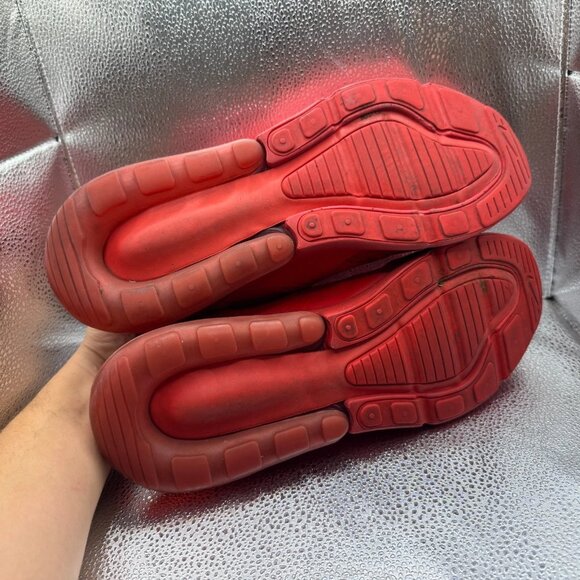 Size 11 Nike Air Max 270 University Triple Red Mens Running Shoes CV7544-600 - Picture 10 of 12